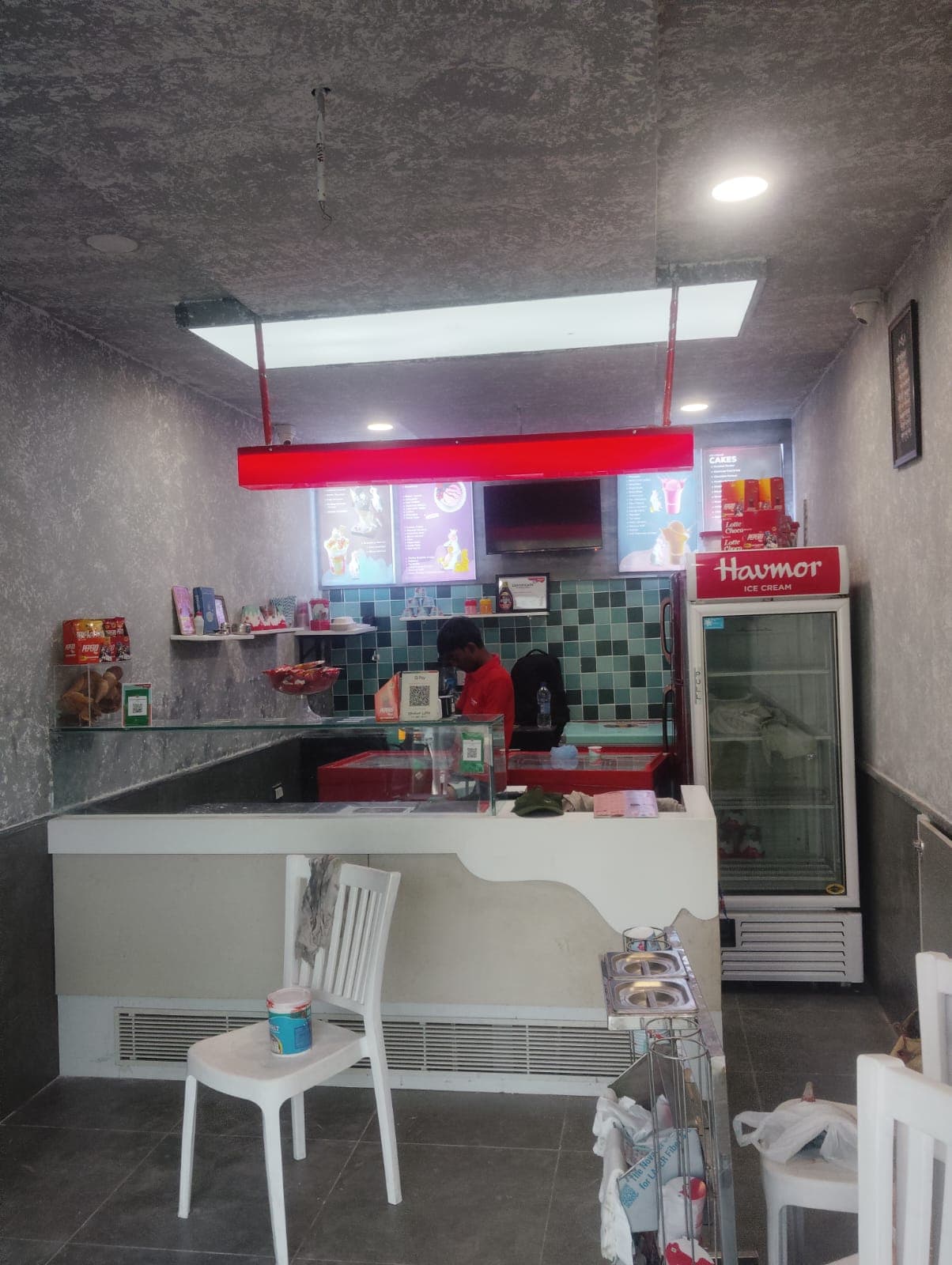 Havmor Ice Cream — Interior
